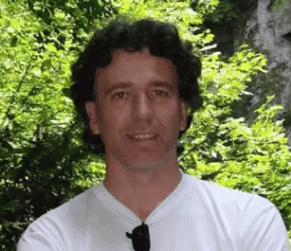 Guillermo Horacio Lema Grela, egresado del Máster en Escritura Creativa de UNIR